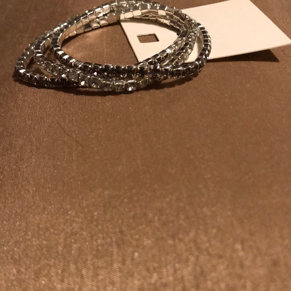 Beautiful bangles - Picture 4 of 5